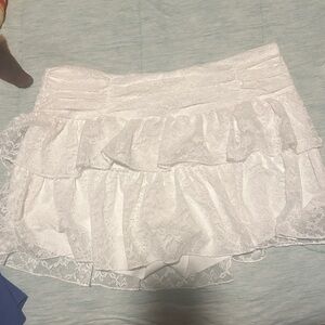 Elegant White Lace Skirt